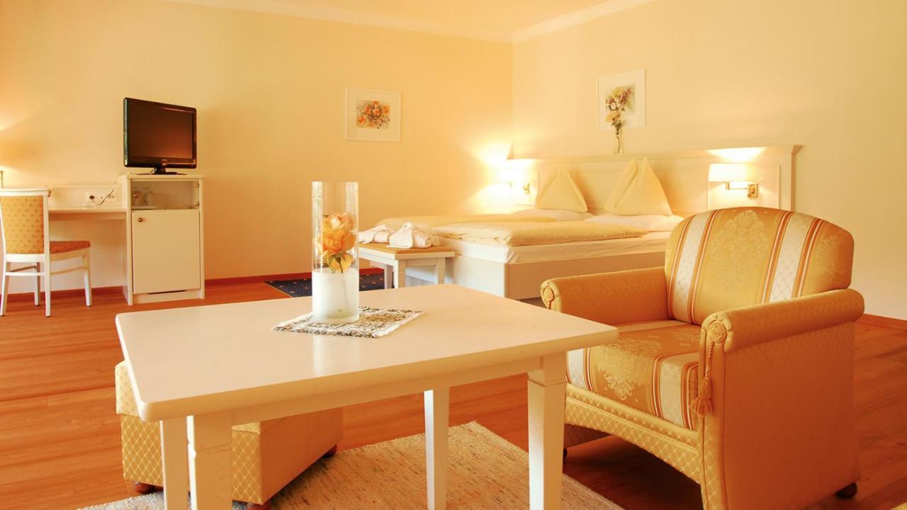 Hotel Olympia Brunico Ngoại thất bức ảnh
